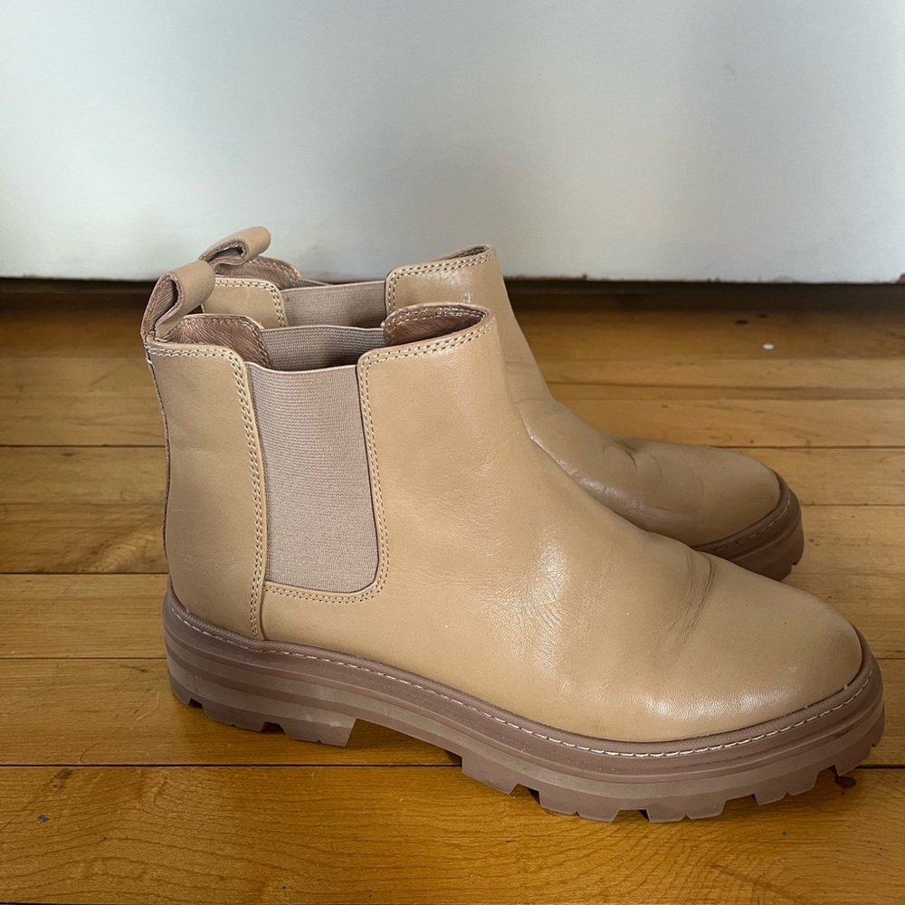 Madewell Paulette Short Chelsea Boot